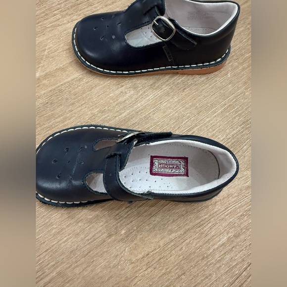 L’amour navy Mary Jane t strap dress shoes size 10 - Picture 4 of 6
